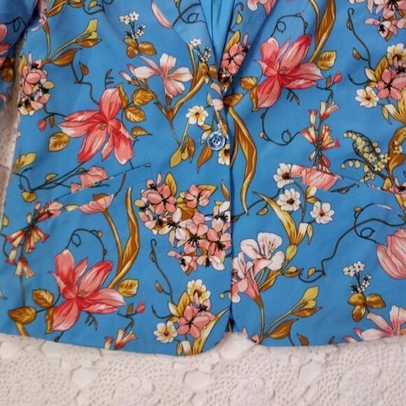 Susan Graver Floral Jacket - Picture 7 of 7